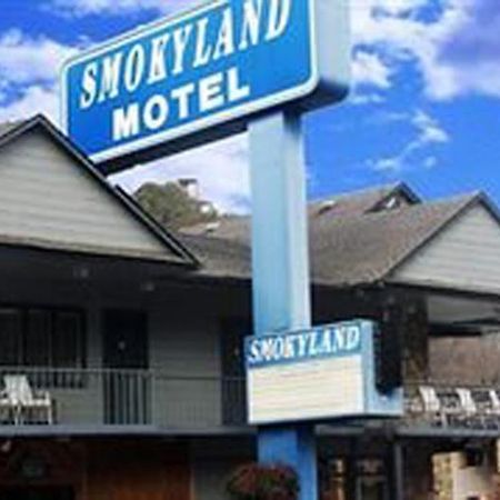 Smokyland Motel - 개틀린버그 외부 사진